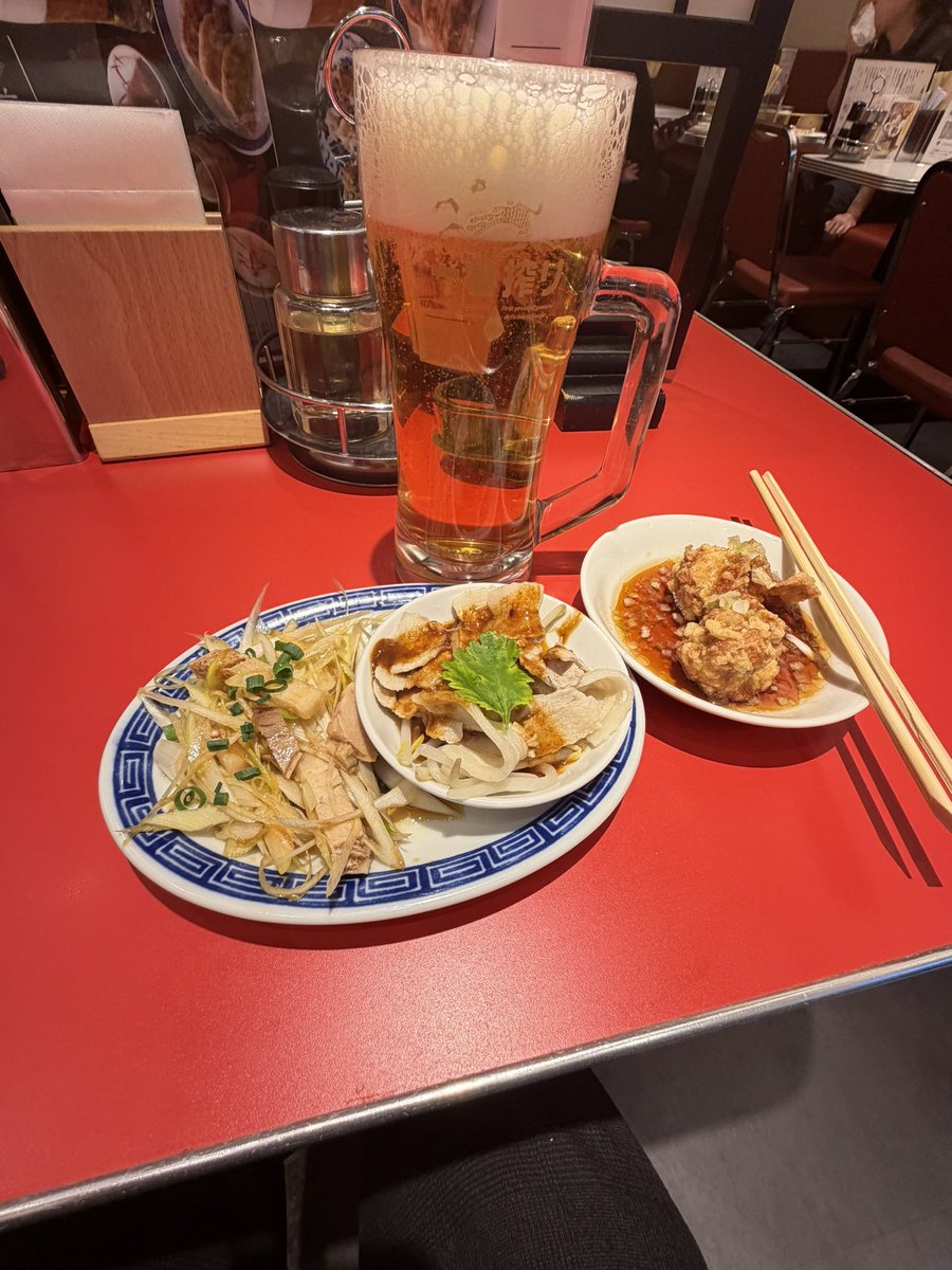 こうすけ tweet media