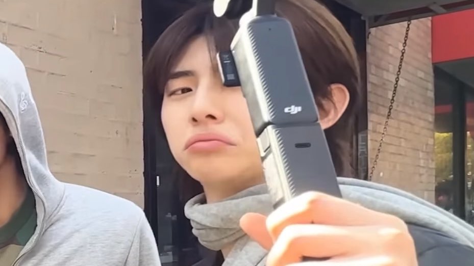 𝐛𝐚𝐦𝐛𝐢 tweet media