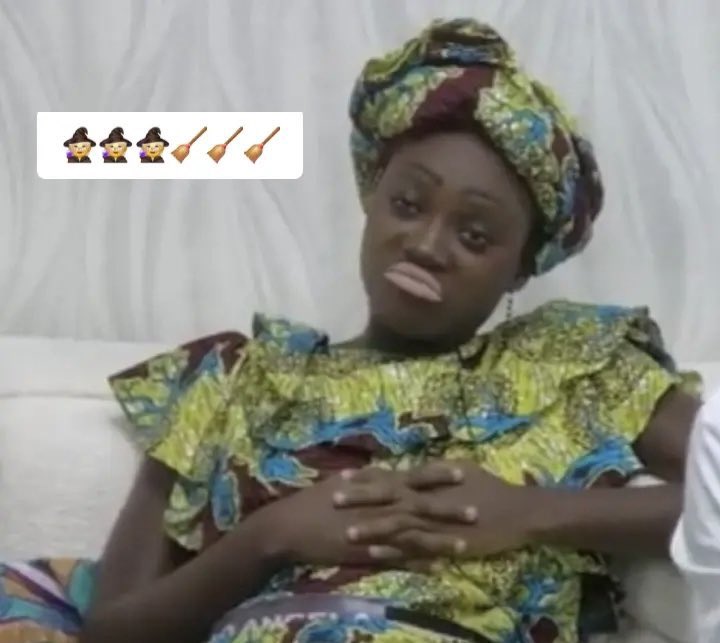 WBiamah82157's tweet photo. @adesaplus please we need another reunion oo,so canโt you see s3 Obi trumu ay3 hot๐๐๐#PerfectMatchExtras3 https://t.co/dsEVlt0vKP