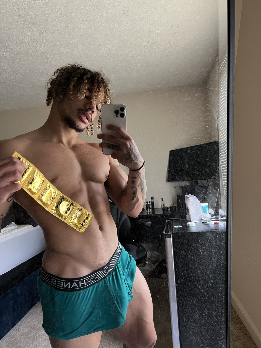 everythingkaycee tweet media