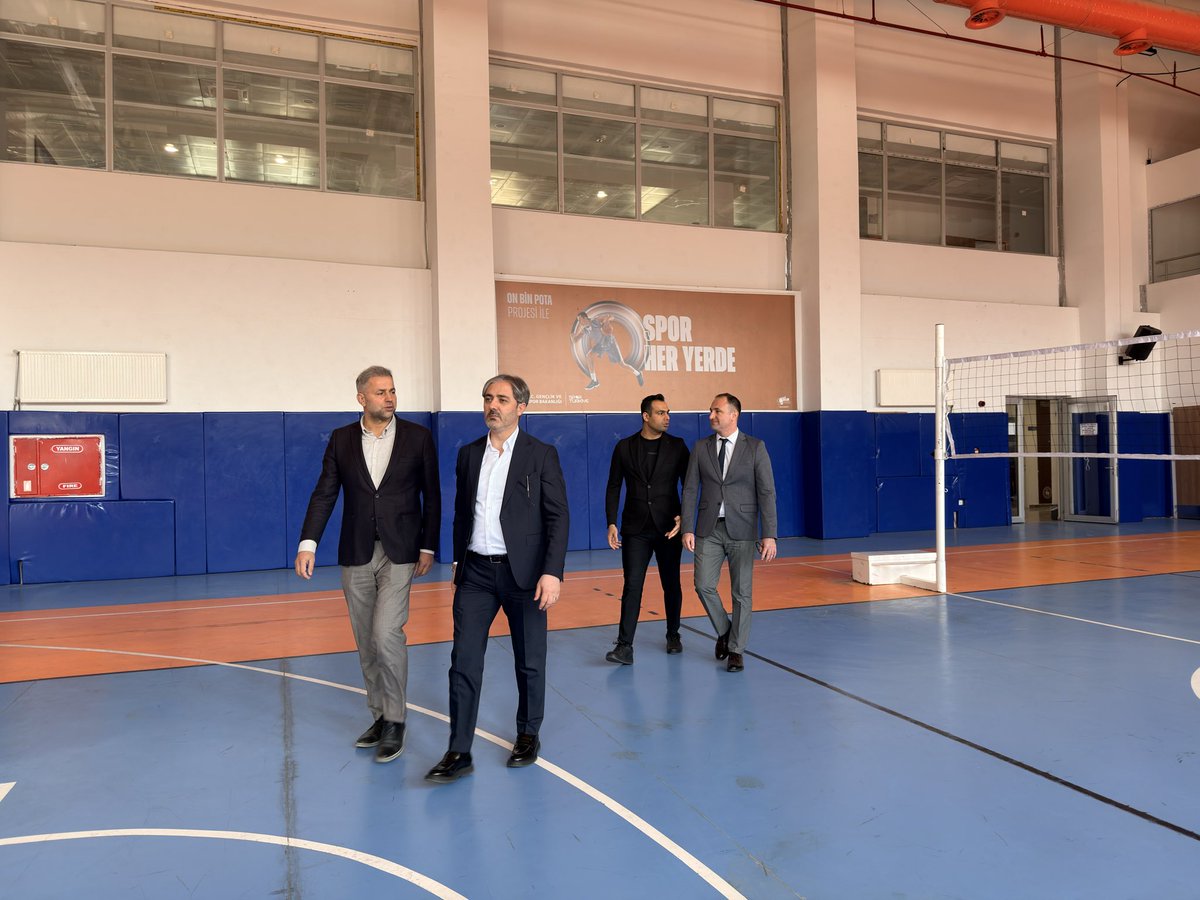 GSB_KinikGM's tweet photo. Gençlik Hizmetleri Genel Müdürlüğü Gençlik Çalışmaları ve Katılımı
Daire Başkanımız Sayın Hasan URHAN merkezimizi ziyaret ettiler. Sayın Başkanımıza kıymetli ziyaretleri için teşekkür ederiz. https://t.co/pIpWSOfBVz