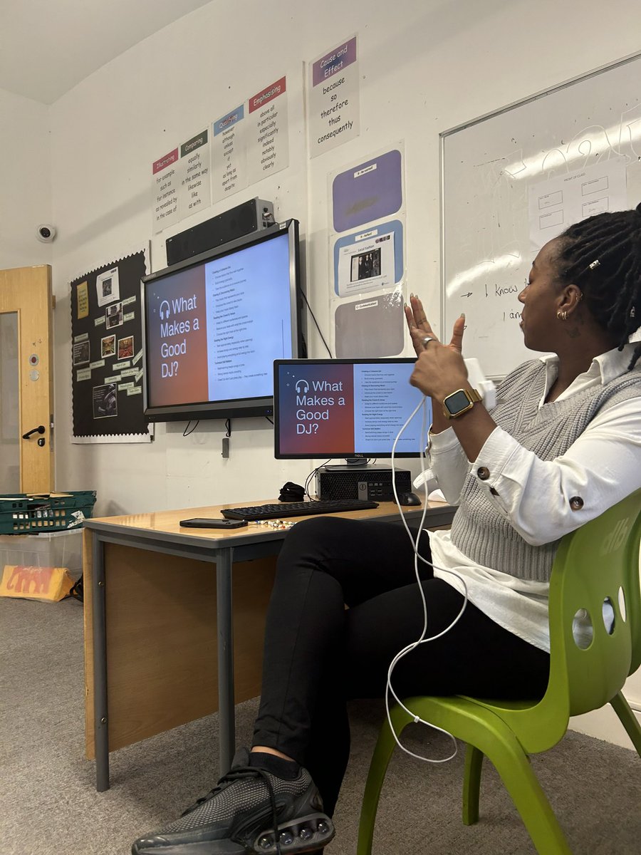 1926Chinny's tweet photo. I’ve launched The Missing Links Foundation, a CIC helping young people build confidence, skills and progression pathways through creative media & mentorship.

We’re currently piloting programmes in alternative provision with support from partners including @linkuptv 

Follow the journey:
https://t.co/iUb9g1R9jh
https://t.co/QwrWXGL9g2