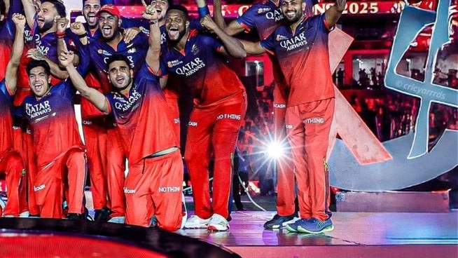 TheFakeFakeer's tweet image. I am a KKR fan but also a Virat Kohli fan.

And I am saying this with full confidence that NOBODY DESERVED IT TO WIN THE IPL 2025 MORE THAN THESE GUYS.

It was for King Kohli. 👑❤️

#IPL2025 #IPL2026
#VIRATKOHLI #RCB