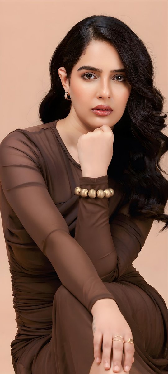 WallpaperIndian's tweet photo. Chocolate brown mesh dress looks sophisticated 🥰
👑 Malvi Malhotra 🤎
#Malvi #MalviMalhotra https://t.co/KeFUIRRwbm