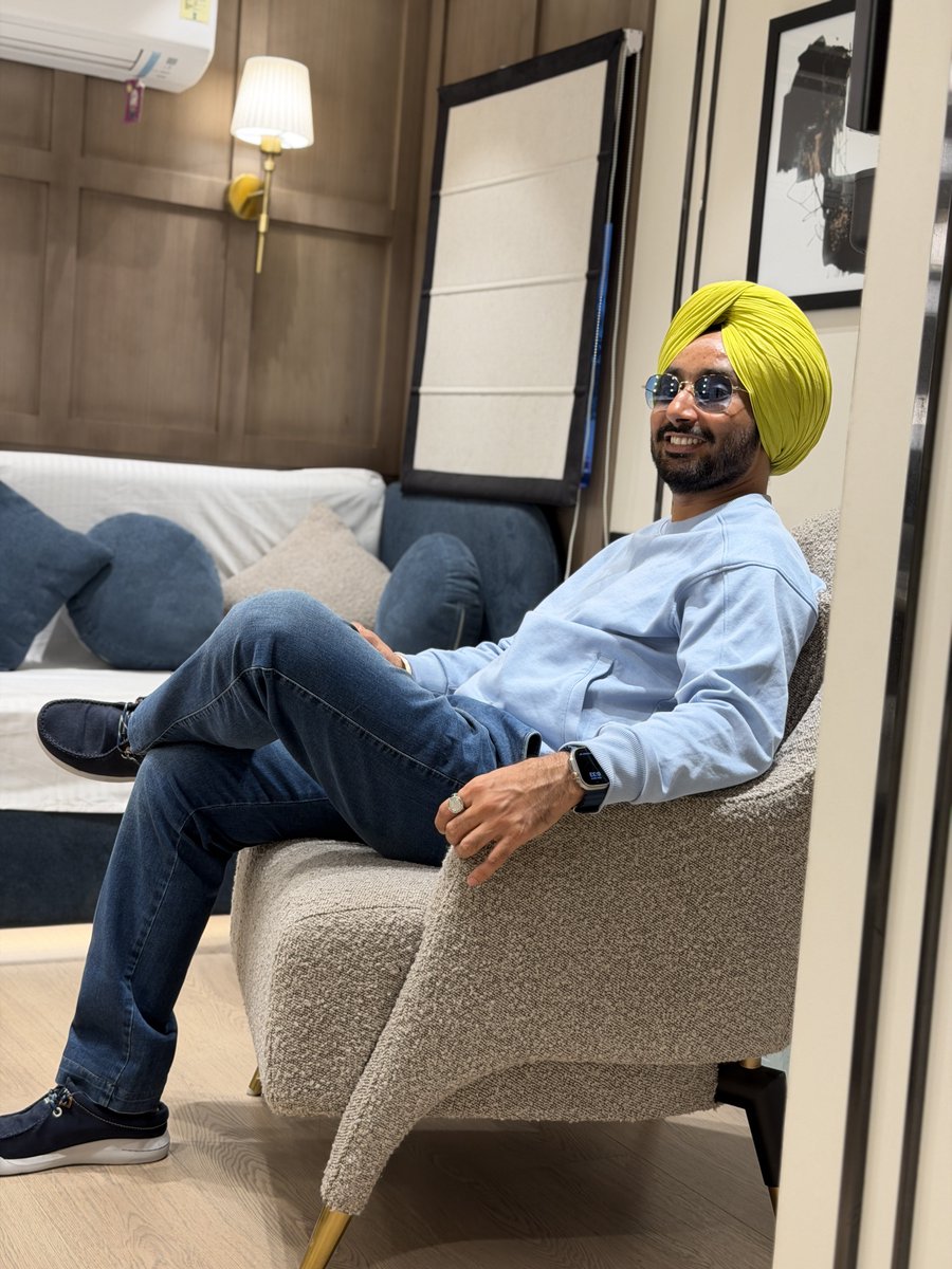 Satinder Sartaaj tweet media