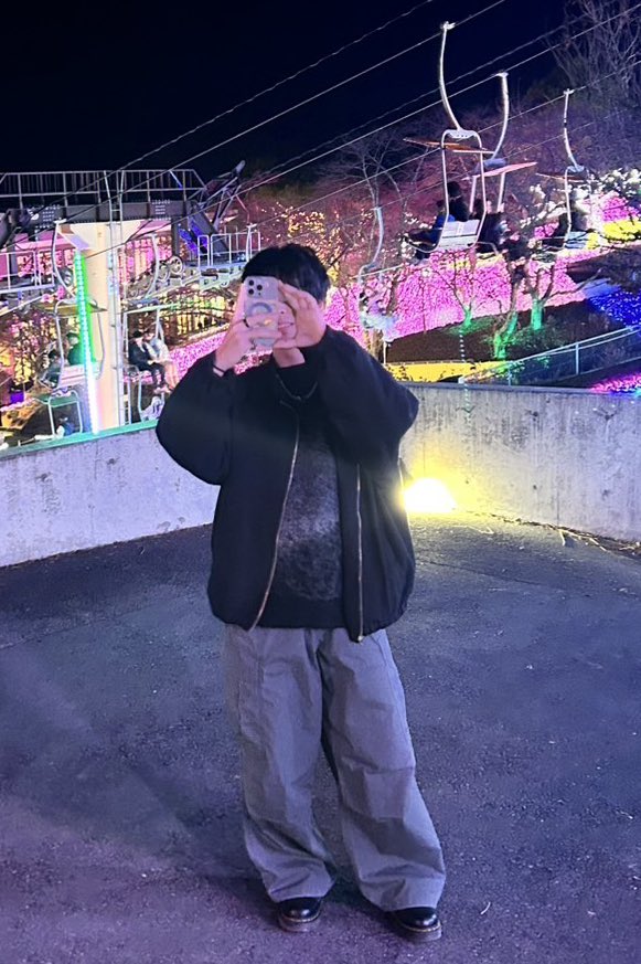 trick_ava's tweet photo. まだギリイルミやってるやん！ https://t.co/14pHc2Z5dI