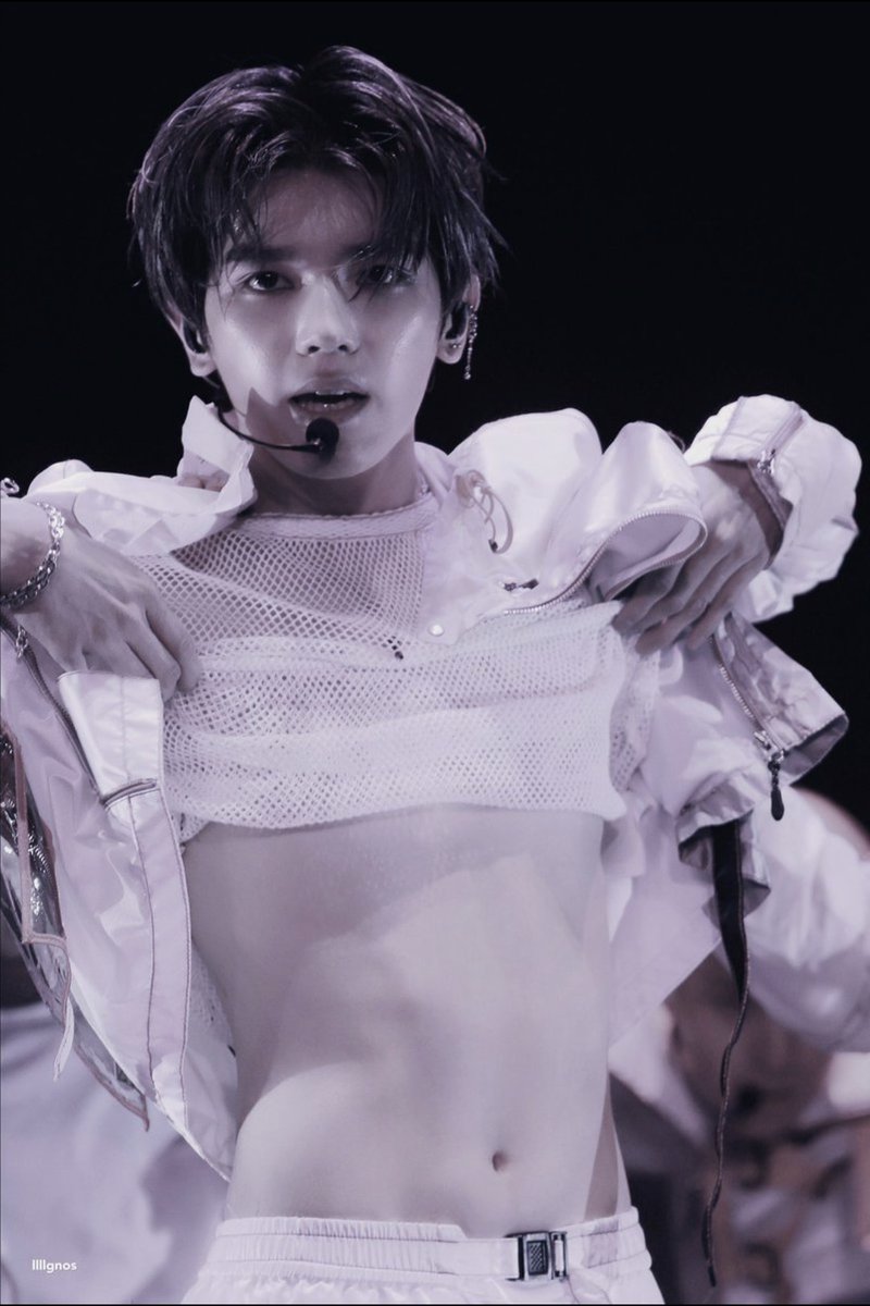 The hourglass figure of the century⏳🔥
#TAEYONG