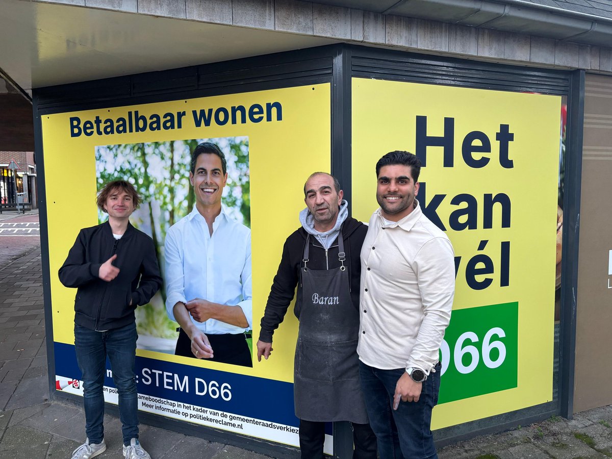 D66zoetermeer's tweet photo. D66 is ontzettend blij met het vertrouwen van vele ondernemers, zoals die van Lunchroom Baran. Samen gaan we voor aantrekkelijke en veilige wijkwinkelcentra, minder regeldruk en een gemeente die dienstbaar is en waar je je gehoord voelt. Het kan wél 💚 #GR2026 https://t.co/3BGh7QuiEf