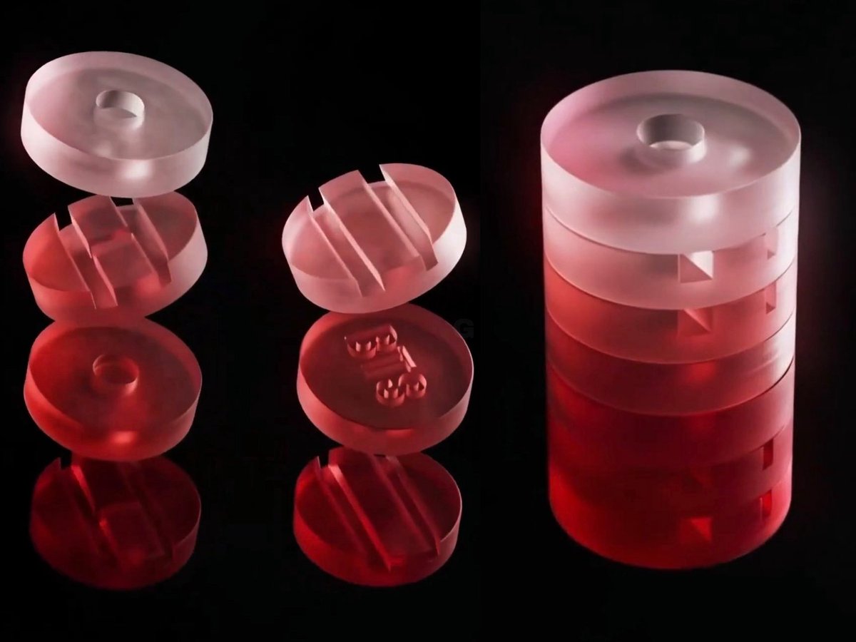 El logo de ARIRANG se dividió en varias piezas, Y SABEN CUÁNTAS??? 

Así es, SIETE😭💜

DECODING ARIRANG 
BTS IS COMING 
#BTS_ARIRANG
#SpotifyDecodingARIRANG