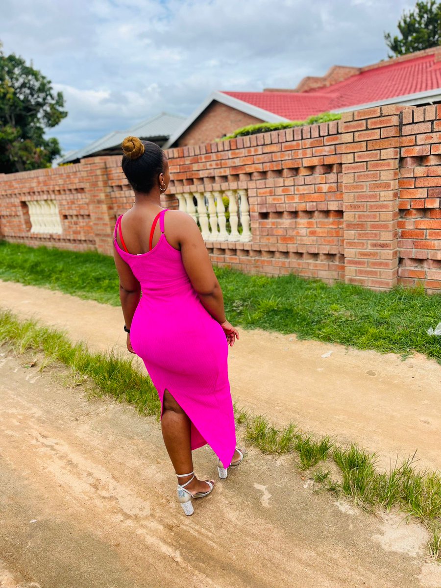 LeratoNoxy's tweet photo. Chose to be pink💓💗 https://t.co/YSR2ikU57A
