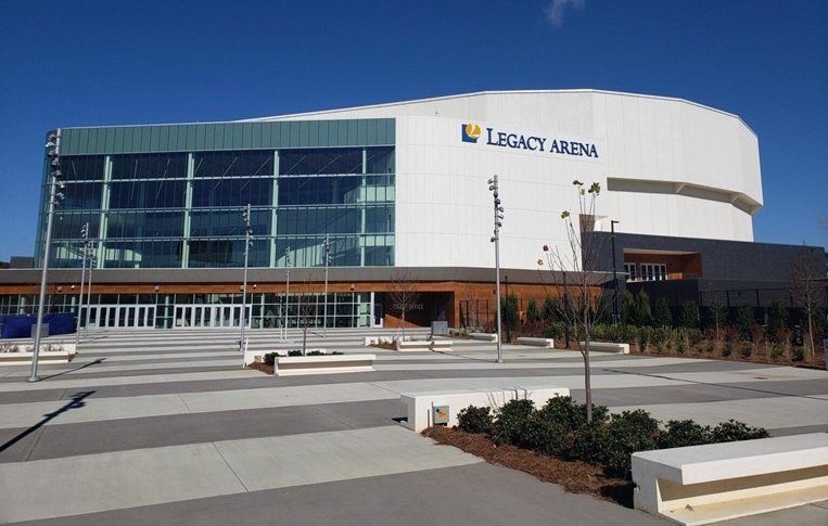 KLVsays's tweet image. Good ☀️ from AL!

American Tournament Second Round

(7) @FAUMBB vs. (6) North Texas

📍: Birmingham, AL
🏟: Legacy Arena
Pre: 830pET/730pCT
🏀: 9pET/8pCT
📻: @FoxSportsSFL (640-AM)
📱: FOX Sports 640 app
💻📱:live.foxsports640.com/listen/

#FAU🦉