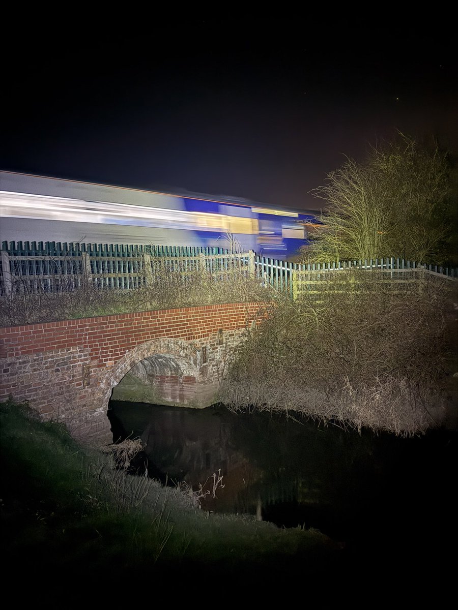 Yorkshire Swan & Wildlife Rescue Hospital tweet media