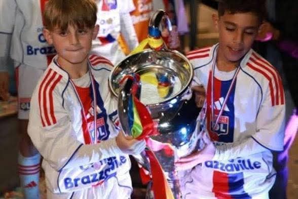 RbxWeb's tweet photo. Le 28 mars, au parc des sports, le club de “L’Olympique Club de Roubaix” organise un tournoi international.
Le “LOSC”, l'“Olympique Lyonnais”, le “Paris Saint germain”… y participeront. https://t.co/Fpiz0zm0Gs