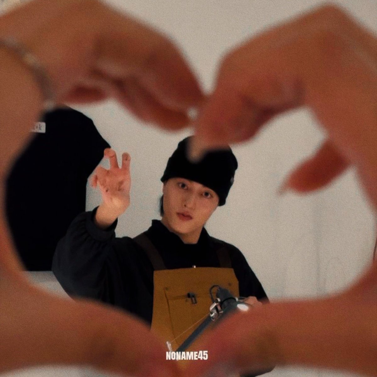 er⭑🦋๋࣭😔 tweet media