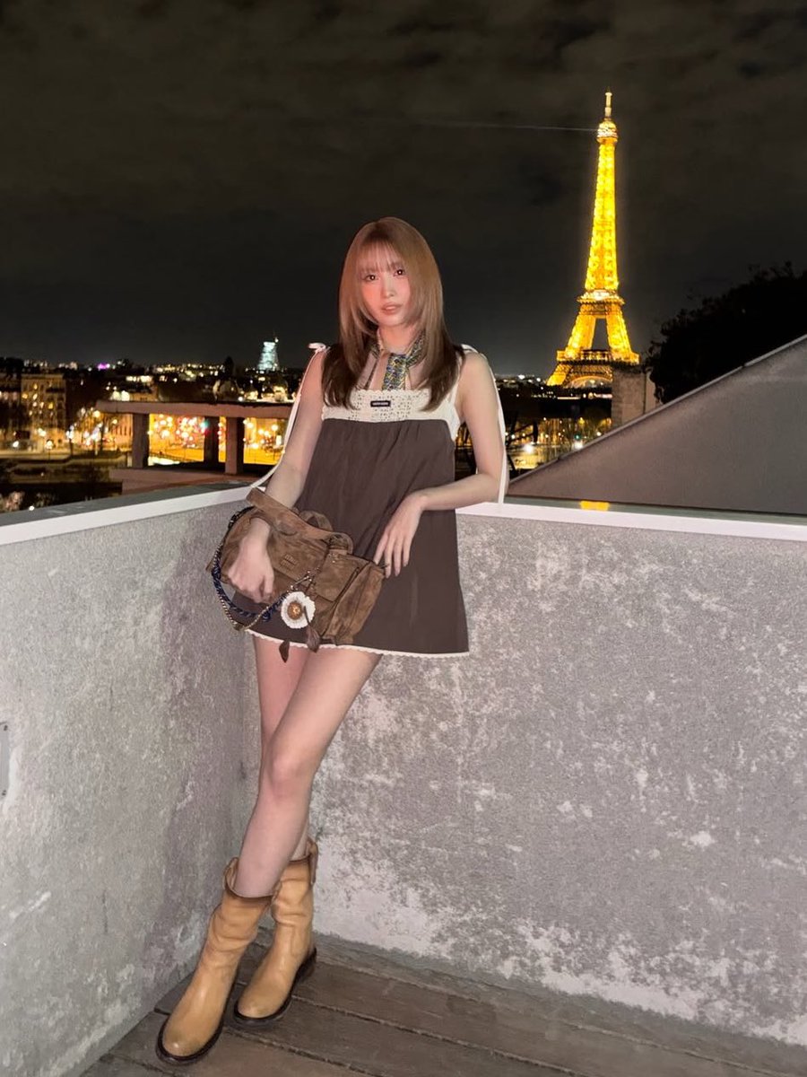 momo pics tweet media