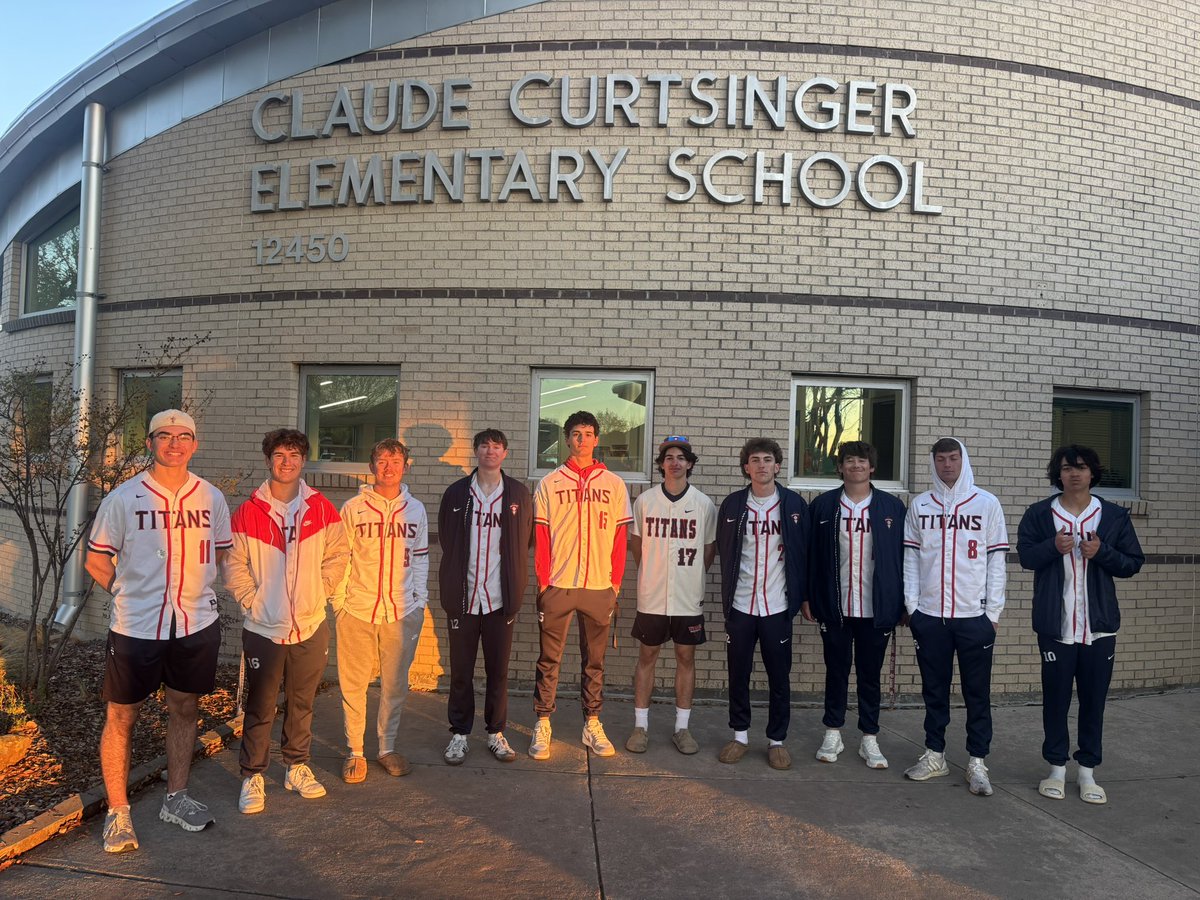 Cen10 Titans Baseball tweet media