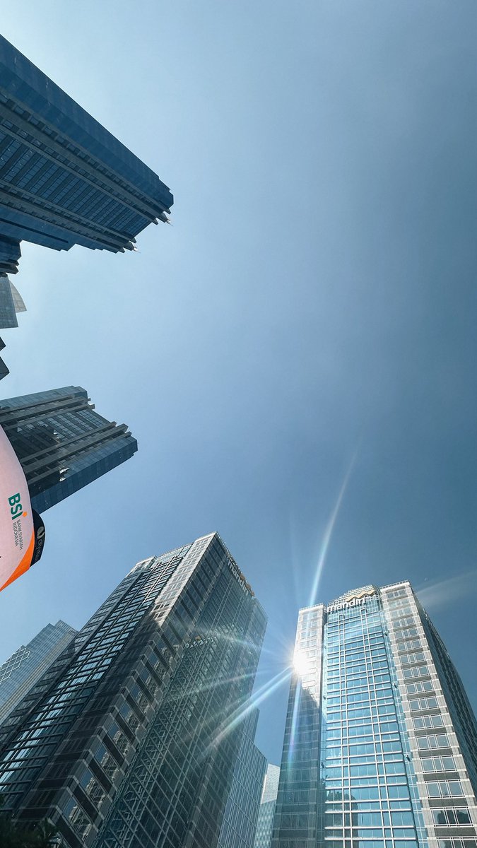 โยคาพรามูลา tweet media