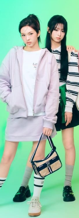 pecintaloverukk's tweet photo. They really can't be separated 🤭
#Chiyeon #CHIQUITA #AHYEON #AKIZ #BABYMONSTER https://t.co/LRpczLOiwB