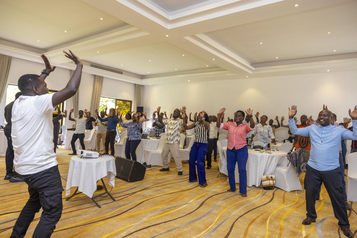 Everything Teams tweet media