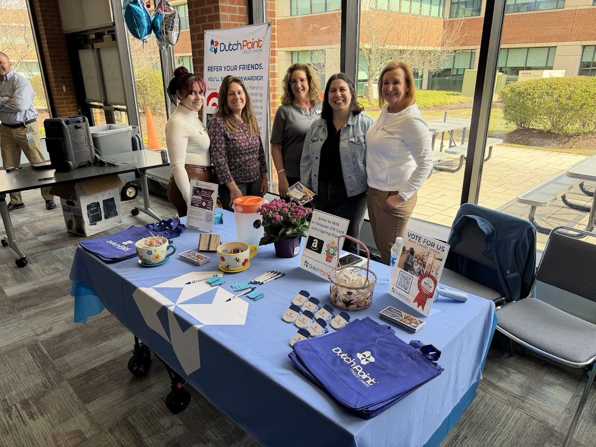 DutchPointCU's tweet photo. Big energy. Bigger impact. 💙 Proud to support the Special Olympics Connecticut Polar Plunge at Eversource in Berlin yesterday. Congrats to Robin on winning our Amazon gift card raffle! 🎉 Even bigger: Eversource employees raised $30,000+ for an amazing cause. https://t.co/RLdy3KjXH6
