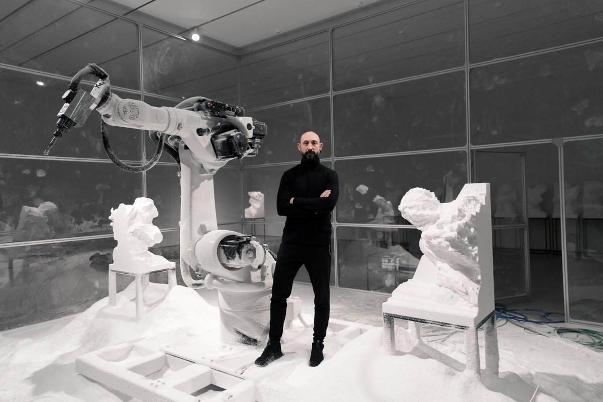 Art on Tezos tweet media