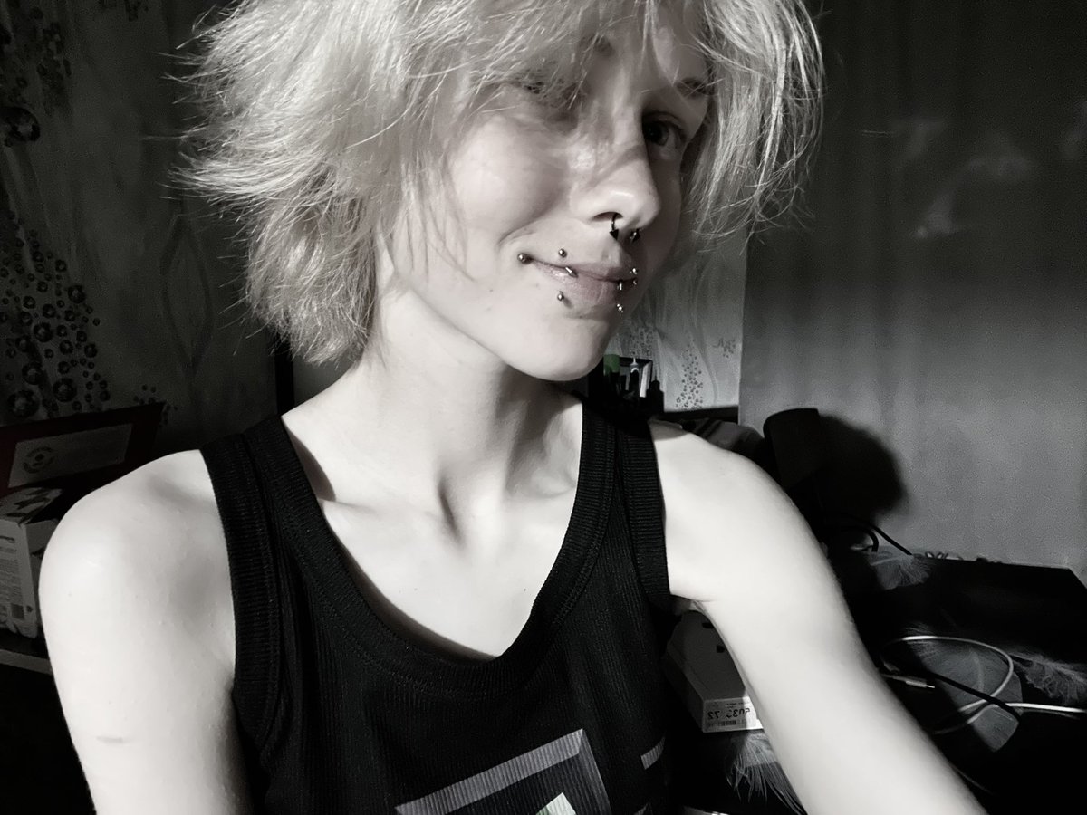 шин ݁ᛪ༙ is fatchudmaxxing tweet media