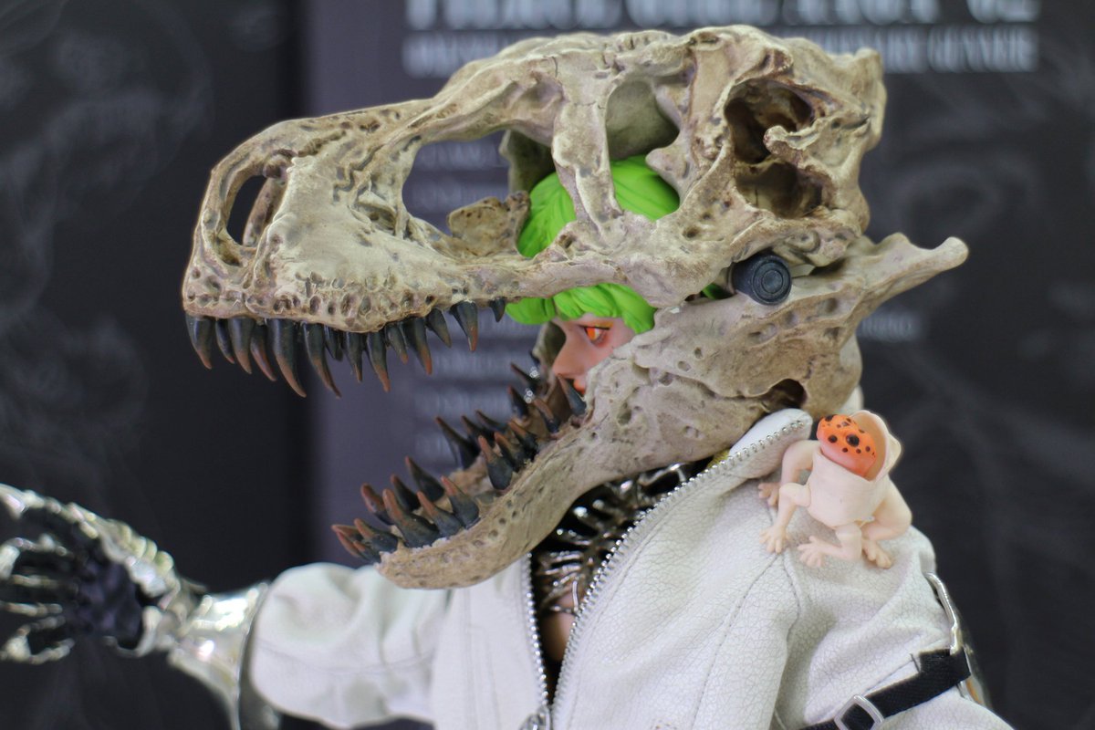 現代美術二等兵ふじわらかつひと tweet media