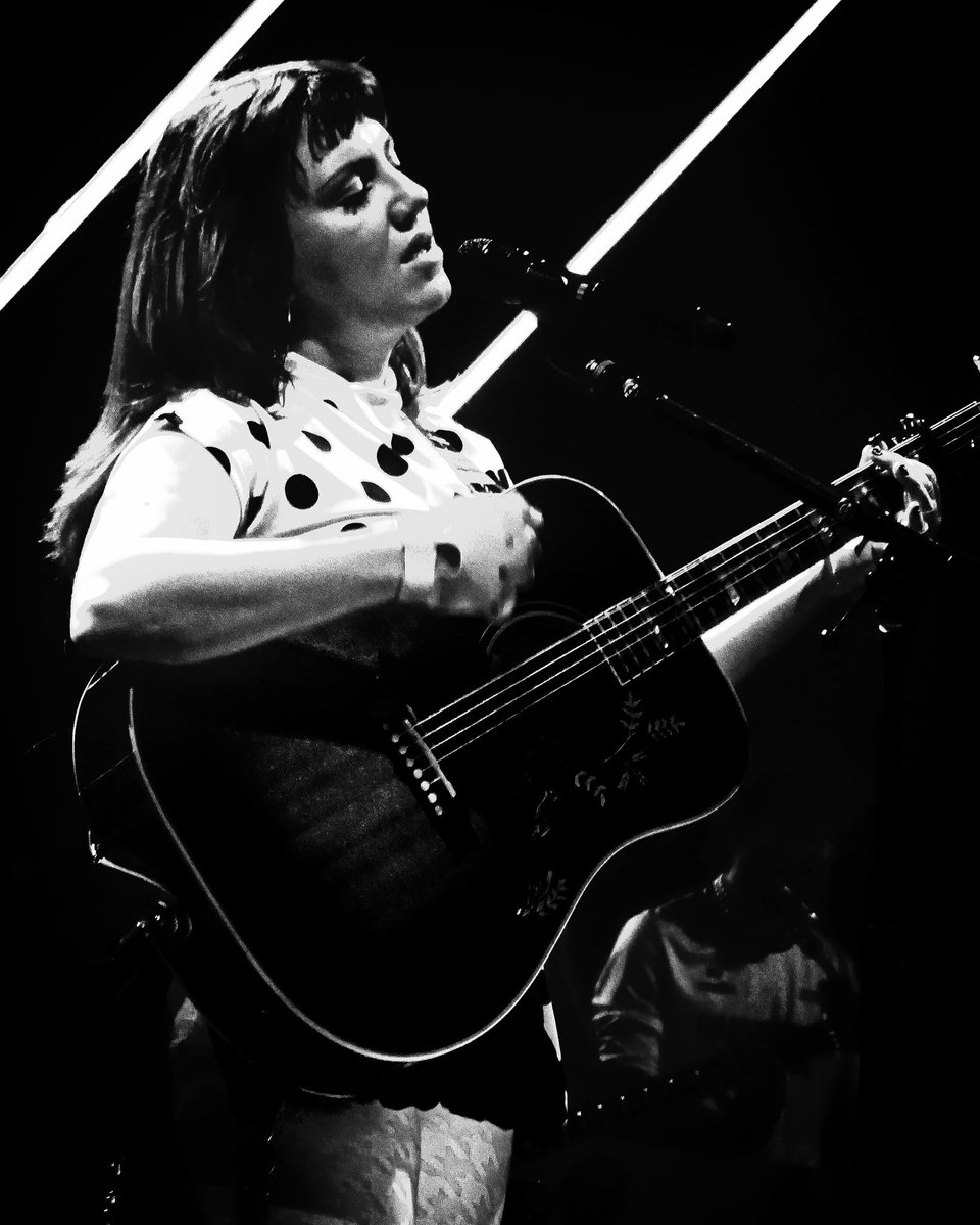 amy ✮⋆˙ tweet media