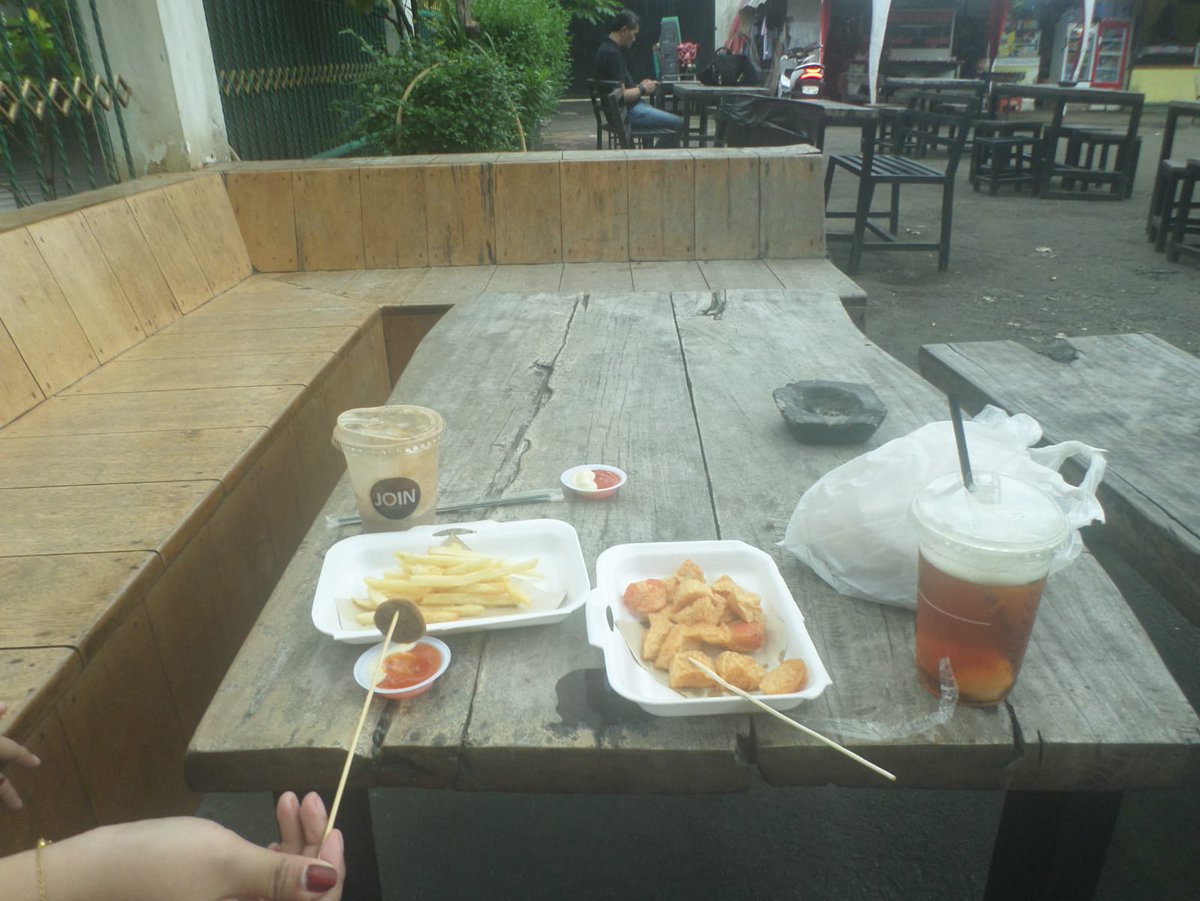 dey backup🦁 tweet media