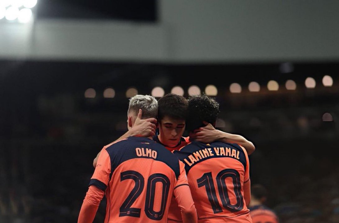 Unregistred Dani Olmo ⌚️ tweet media