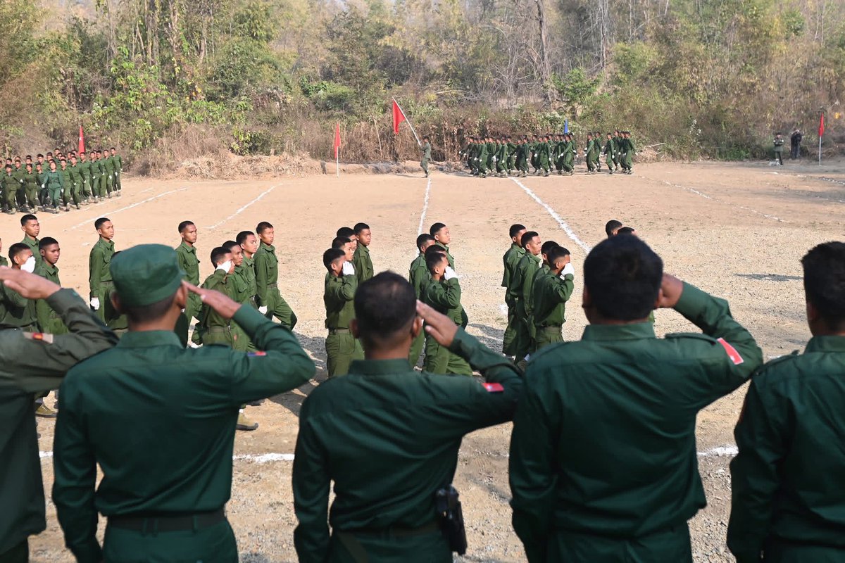 ArakanBaynews's tweet photo. AA-Trained Spring Revolution Alliance Forces Hold Graduation Ceremony for Basic Military Training Batch (1)

One Nation News – March 12, 2026

The Spring Revolution Alliance (SRA) has announced that the graduation ceremony for its Basic Military Training Course Batch (1/2026) was successfully held on March 1, 2026, at a location in a liberated area.

According to the statement released by the SRA, the training program was conducted by instructors from the Arakan Army (AA). During the course, trainees received instruction in basic military skills, combat tactics, soldier ethics, and military discipline.

Participants in the training included members from several allied revolutionary groups, including the Bamar People’s Liberation Army (BPLA), Yaw Army (YA), Magway People’s Defense Force (Magway-PDF), and the Burma Liberation Democratic Front (BLDF).

The graduation ceremony was attended by SRA commanders, leaders of allied revolutionary forces, local community elders, and relevant township officials. During the event, speakers delivered remarks praising and encouraging the newly graduated trainees.

The Spring Revolution Alliance (SRA) stated that it will continue working in unity with allied revolutionary forces to end the military dictatorship, establish a federal democratic system, and secure the liberation of the people.

Photo: SRA