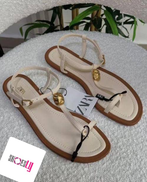 😷Shoesly 👠 tweet media