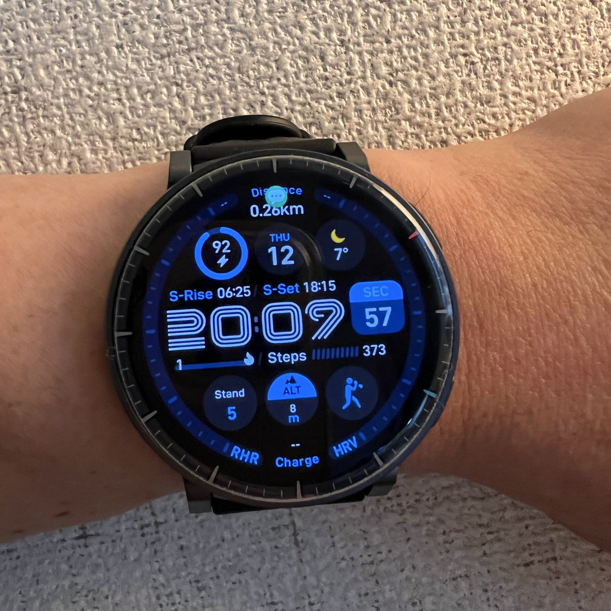 kinop37p's tweet photo. Apple Watchから乗り換え
1充電で25日🔋
3000ニトはultra並み
なのに29800円はお手頃
トレーニングにも使える
テスラのアプリもあるみたい
(代車なのでまだ未確認)
iPhoneとも連動
画面デカくてなかなか良き😊
探りながら楽しもう😁
#amazfit
#activemax
https://t.co/ZbAl9cZIFf https://t.co/D6LbSUwCZ4