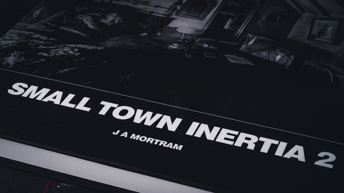 Caught Light tweet media