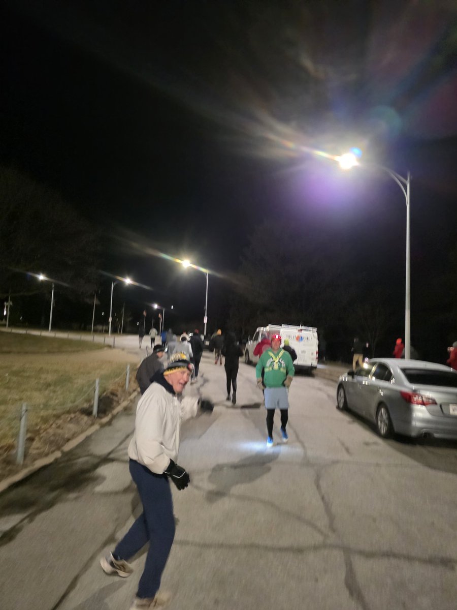 F3Futurama tweet media