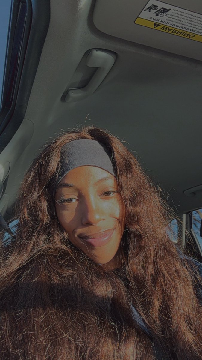 Taylor🦋 tweet media