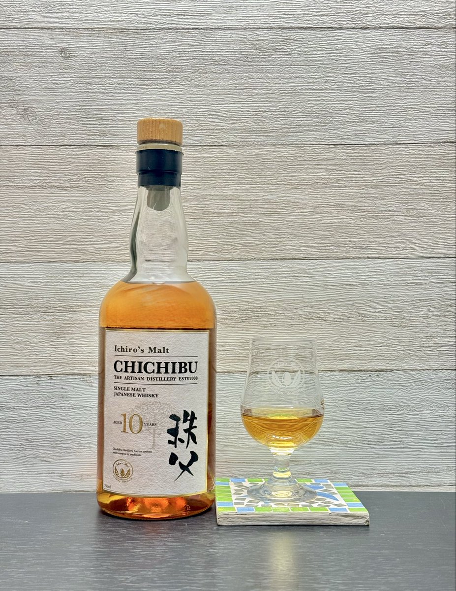 木曜日お疲れ様でした‼️
開栓わっしょーい😆🙌

本日の1杯目
秩父　10年
乾杯です😚🥃✨