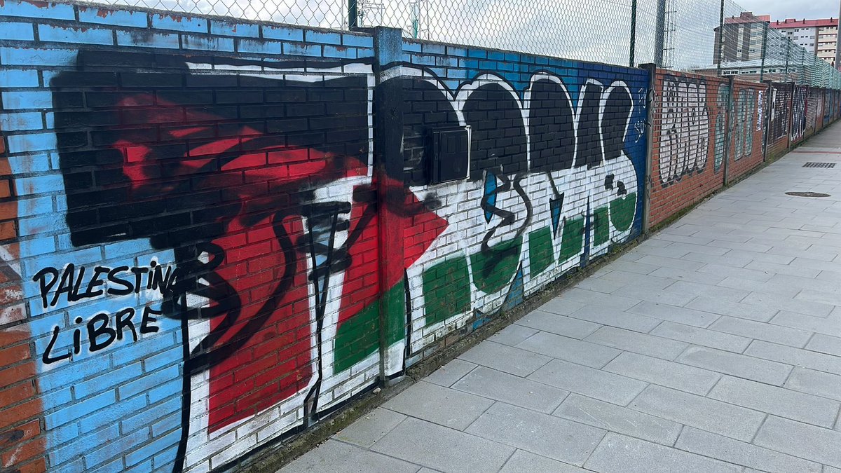 𝞓𝙨𝞻𝞮𝞰𝙨𝞱𝘿𝞱𝟵𝟮 ☭ tweet media