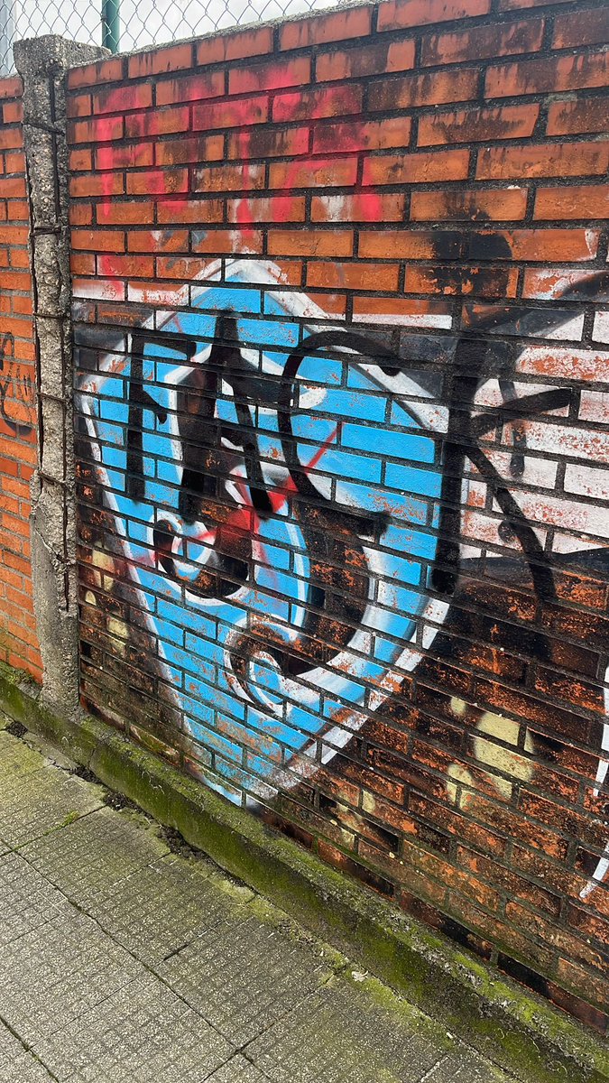 𝞓𝙨𝞻𝞮𝞰𝙨𝞱𝘿𝞱𝟵𝟮 ☭ tweet media