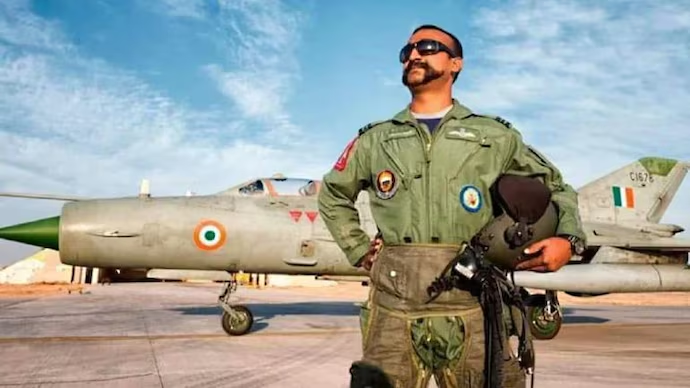 Group Captain Abhinandan Varthaman is from Tamil Nadu. 

Have some shame <a href="/SunRisers/">SunRisers Hyderabad</a> <a href="/srinathb/">Srinath</a>