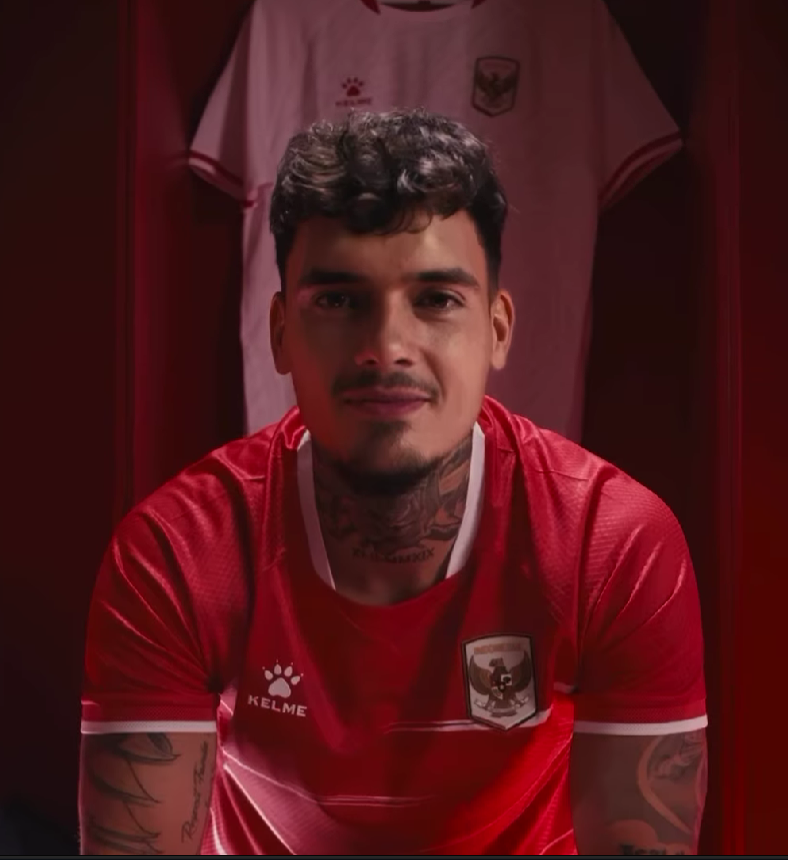 TimnasXtra's tweet photo. 🚨 FIRST LOOK: Indonesia’s new Kelme home kit 🐾