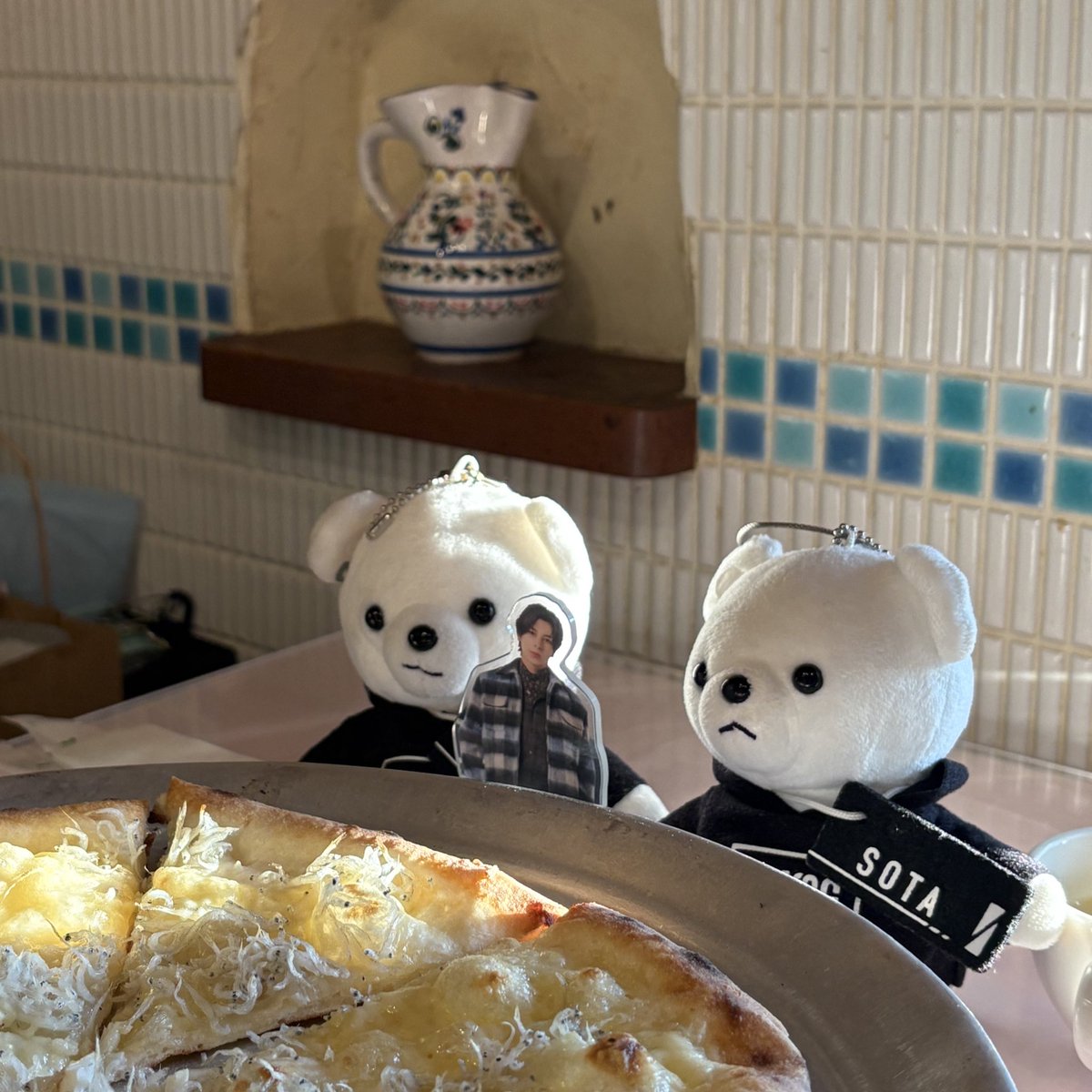 BF_1103fuu's tweet photo. 『　
               MANSION ADAM
　　　　マンション アダム
　　　　　　　　　　　　　　　』

高校からの友達2人も流派Bのオタク^ ^
推しを軸に生きてる私たちの人生たのしい

@U4shrE 🐢♡  /  @lv0919adam 🐨♡ https://t.co/tUvI5UcbxS