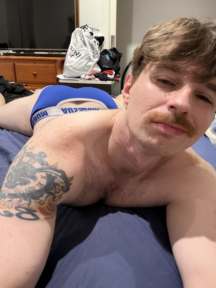 Buttercup (they/them) tweet media