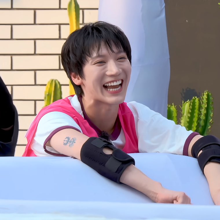 เด็กเกาะถ้วย บอกพี่อิ้งค์นอนทับไปเลยๆ หาอะไรหนักๆๆ