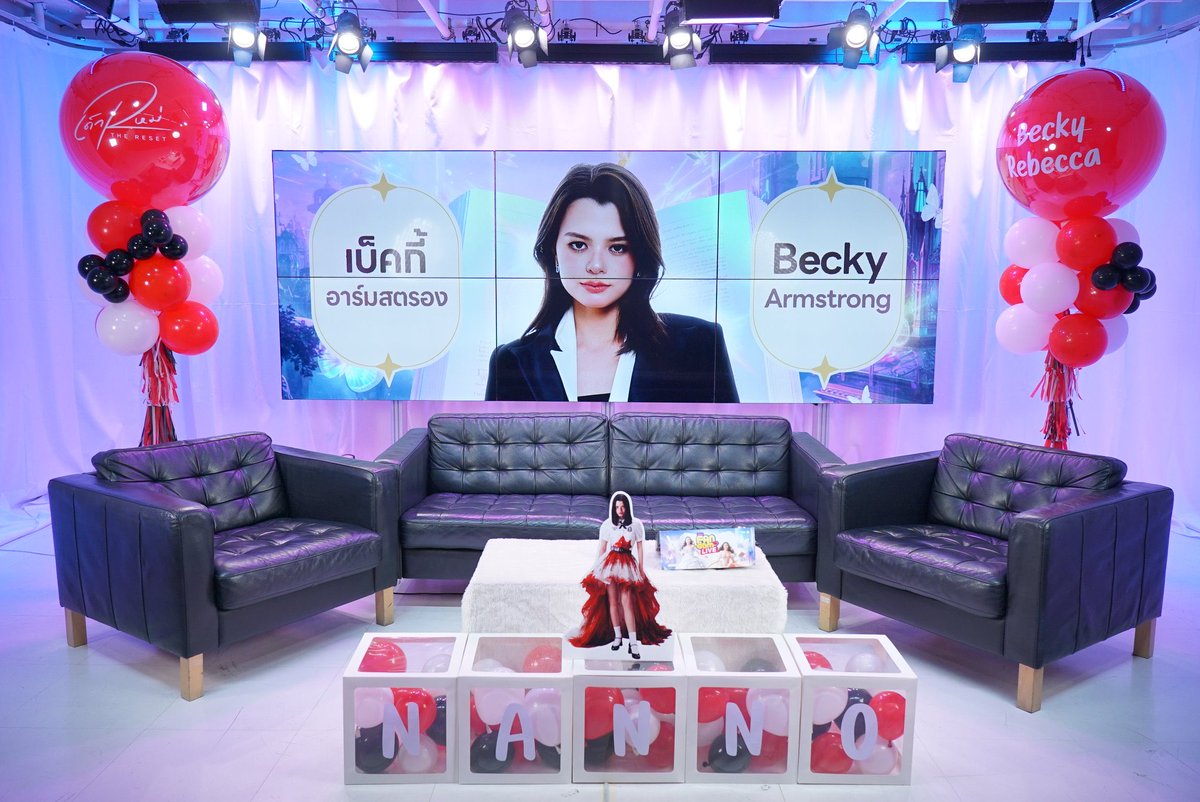 becky_data's tweet photo. The setup they made for Becky is so nice 🥰♥️

REBECCA X EFM FANDOM LIVE
#BeckyxFANDOMFANFIC https://t.co/xiwY7GU9Xj