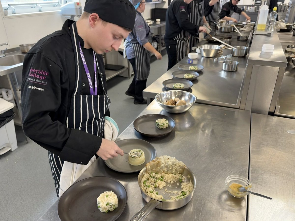 Riverside College tweet media