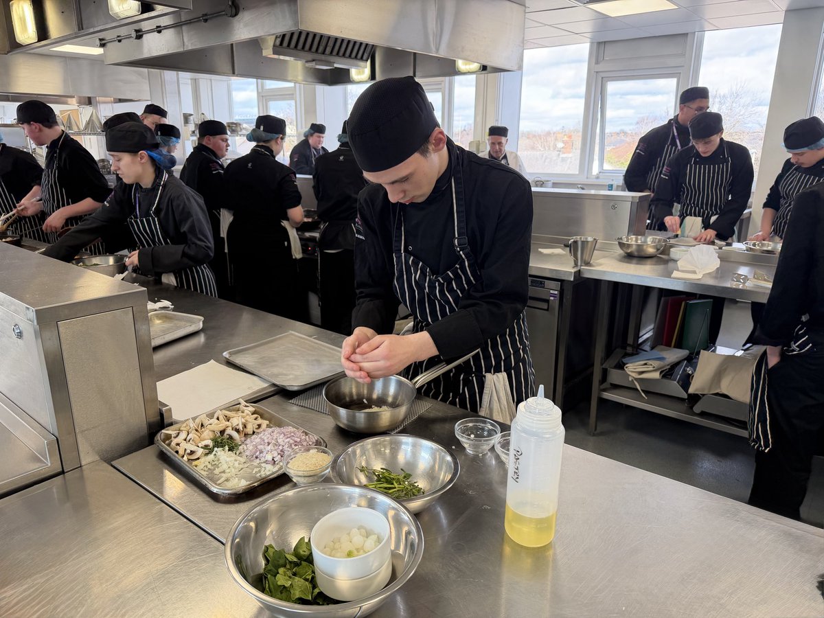 Riverside College tweet media