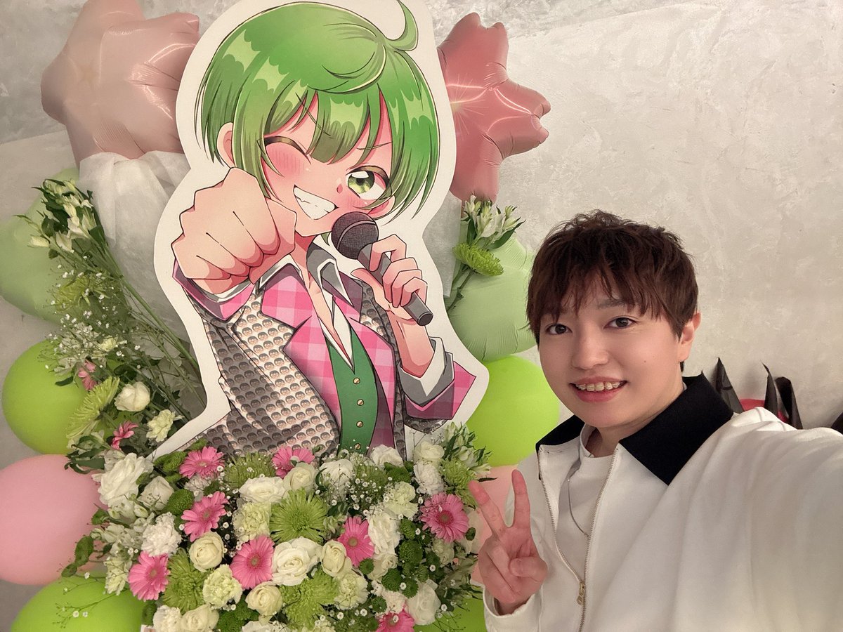 なな湖 tweet media