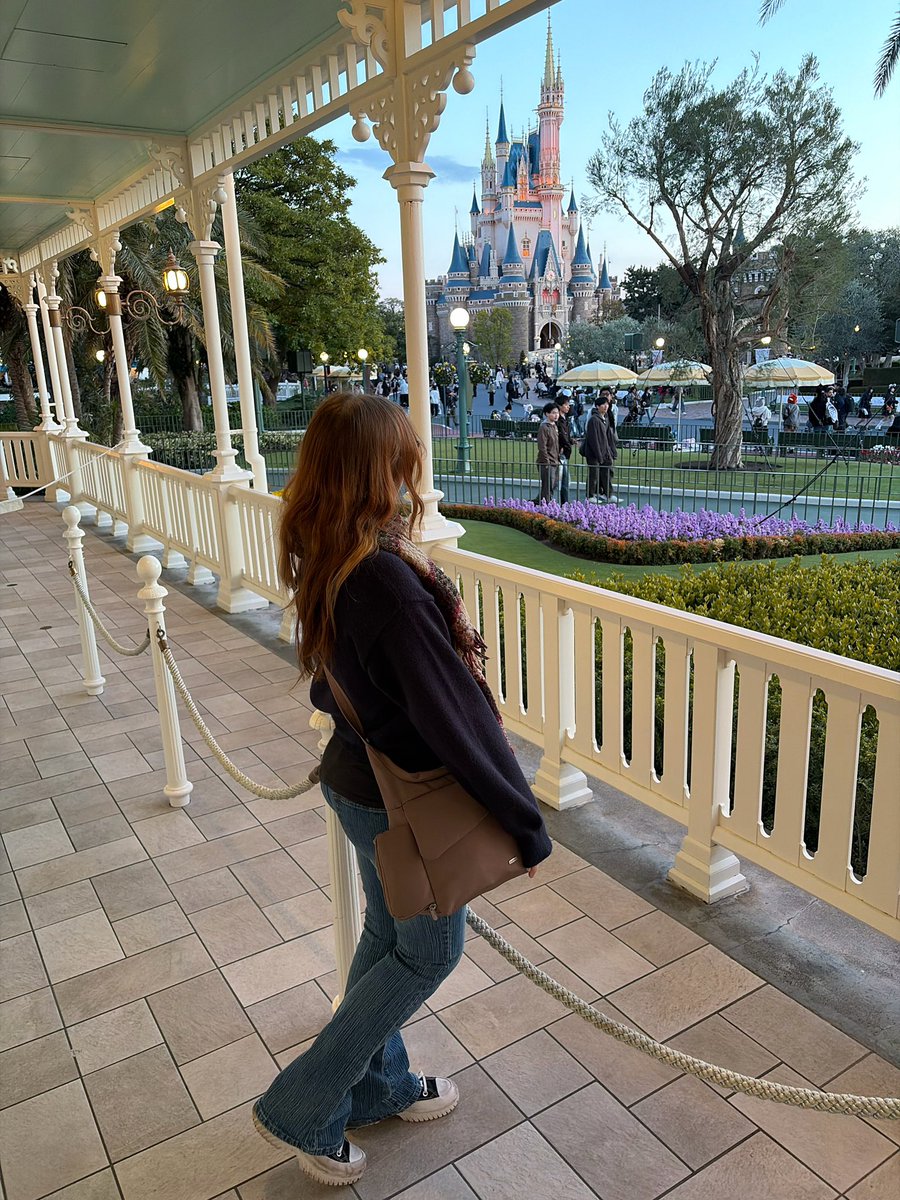 Myyne✭ tweet media