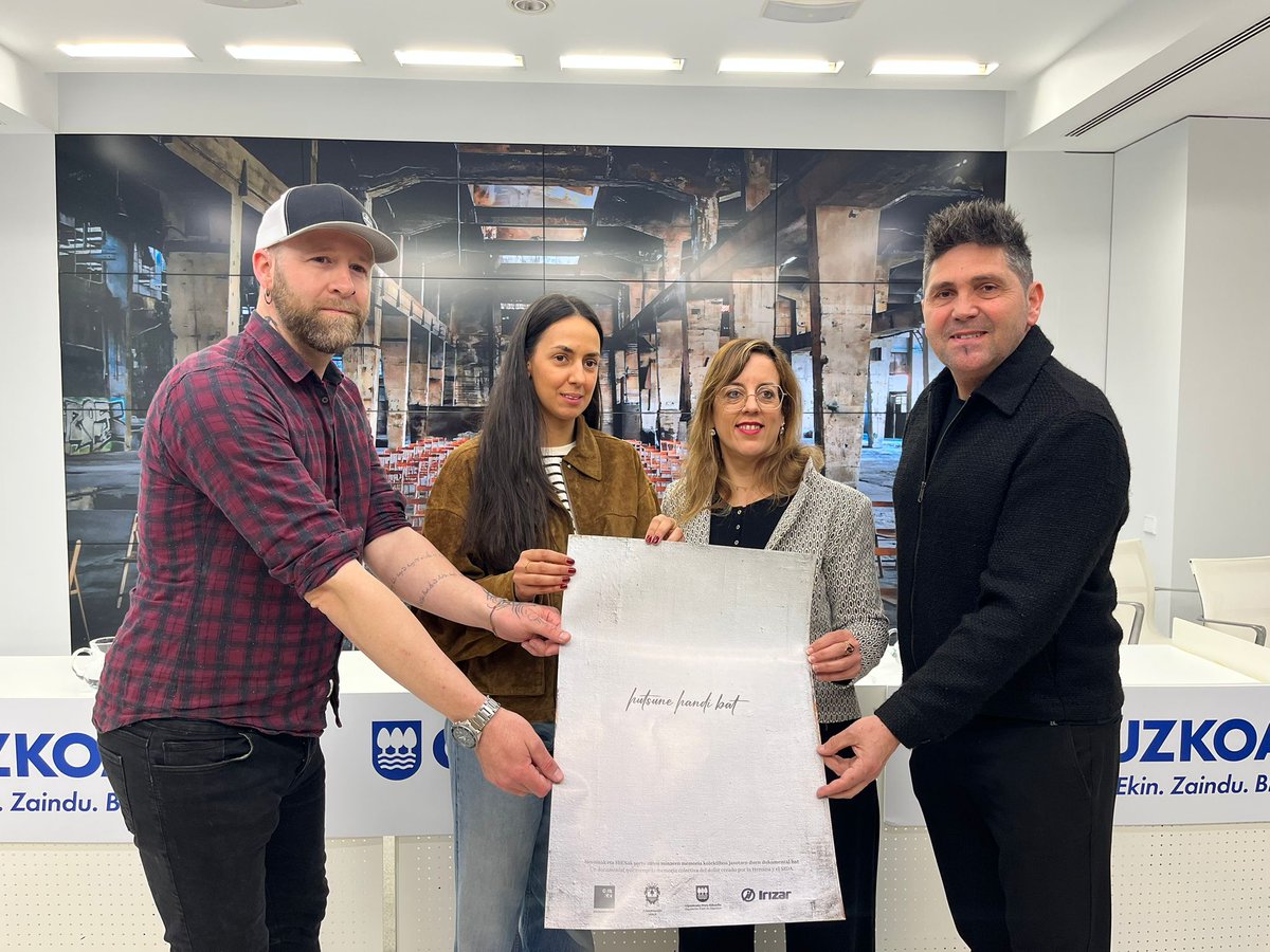 MasDUnoGipuzkoa's tweet image. Con Eduardo Yañez
Más de uno Gipuzkoa 12/03/2026 labur.eus/j5c232uu 
@AEMET_PaisVasco 
@GipuzkoaKultura #AnneZufiaur Hutsune handi bat 
@asuncionklinika 
@snsebastianshop @FomentoSS #ObaiaDonostia
#OnEgin 
@supervivens Tragaluz @Xordica
@arima_soul Premio @ENLACEFUNK